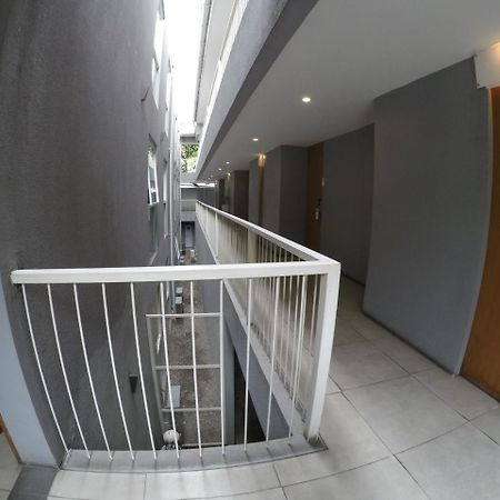 2510 Urbanliving Aparthotel Jakarta Luaran gambar