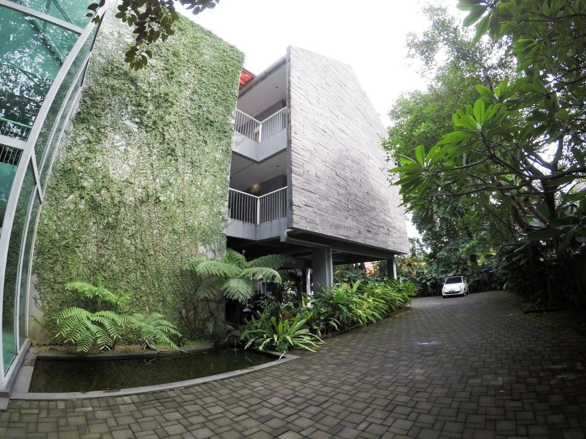 2510 Urbanliving Aparthotel Jakarta Luaran gambar